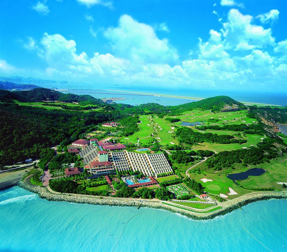 Grand Coloane Resort Macao Esterno foto Aerial view of the resort