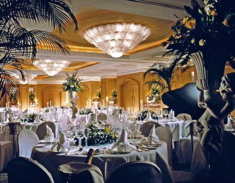 Grand Coloane Resort Macao Ristorante foto The ballroom at the Grand Hyatt Manila